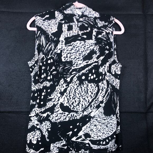 Chicos Womens Blouse Black White Abstract Easywear Faux Wrap Sleeveless 1 (M) - Picture 9 of 11
